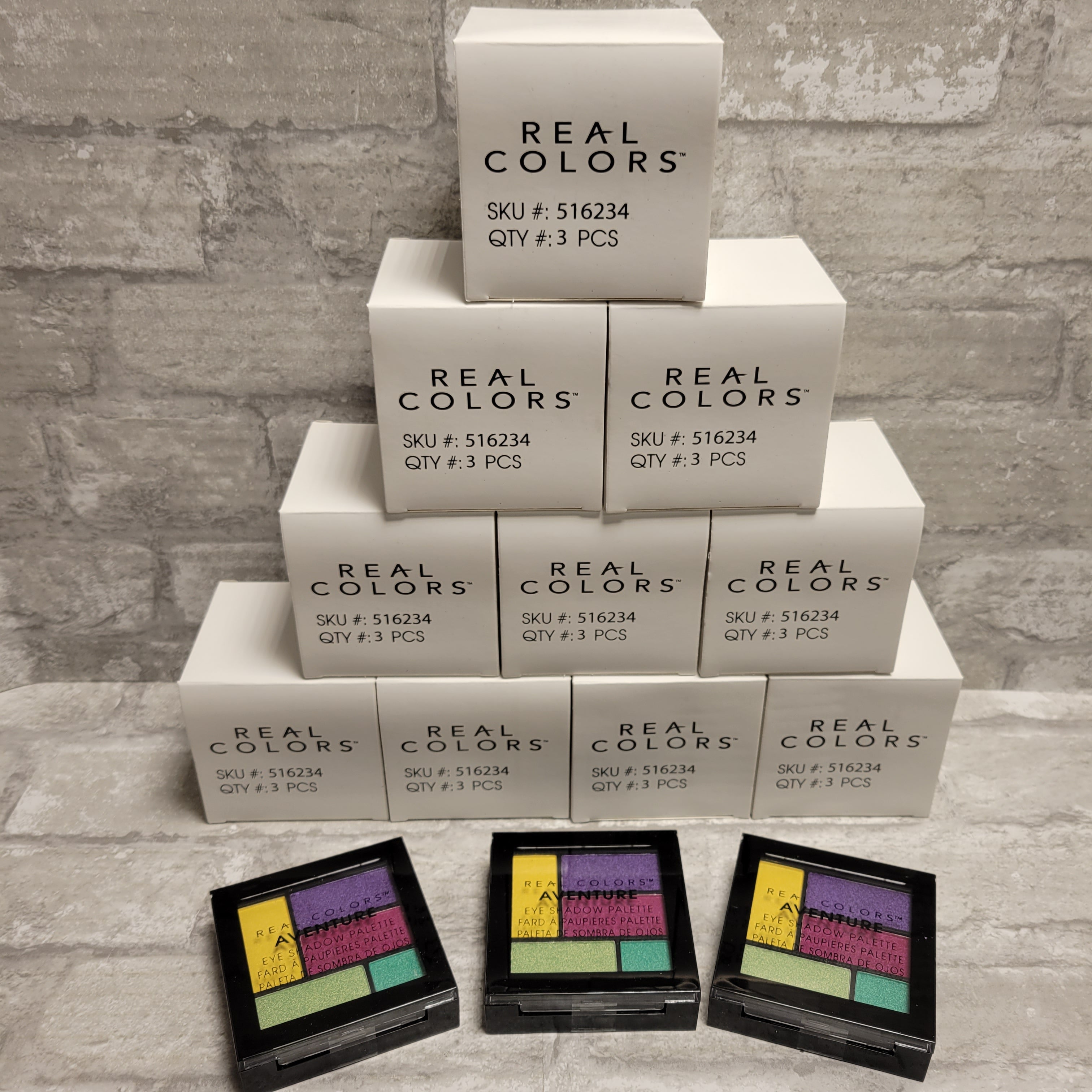Real Colors Aventure Eye Shadow Palette Bal Harbour, Lot of 33 (8060664283374)